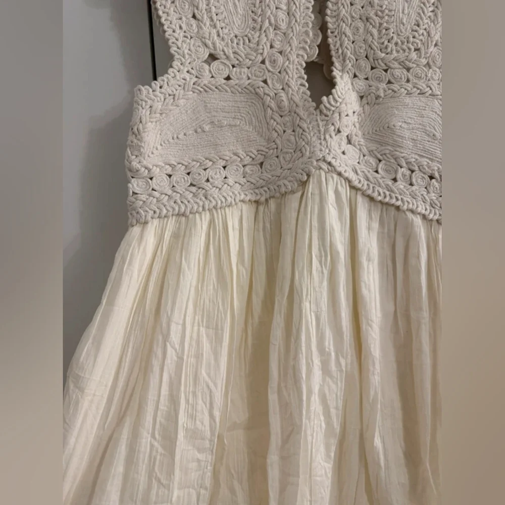 Women’s Cream Crochet Bodice Maxi Dress - Picture 3 of 5